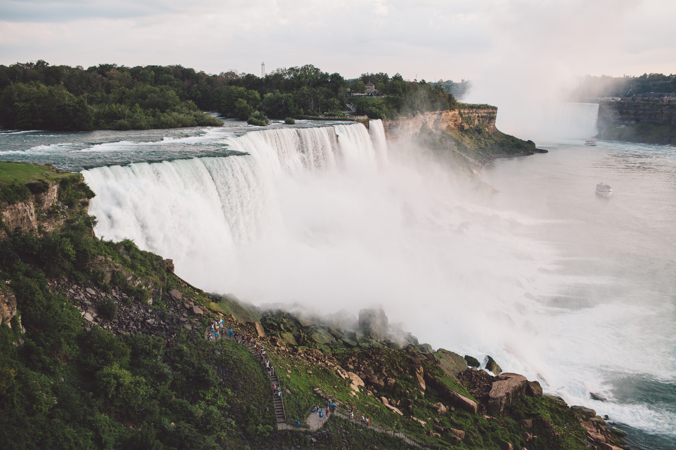 niagara-falls-usa-2023-11-27-04-57-00-utc