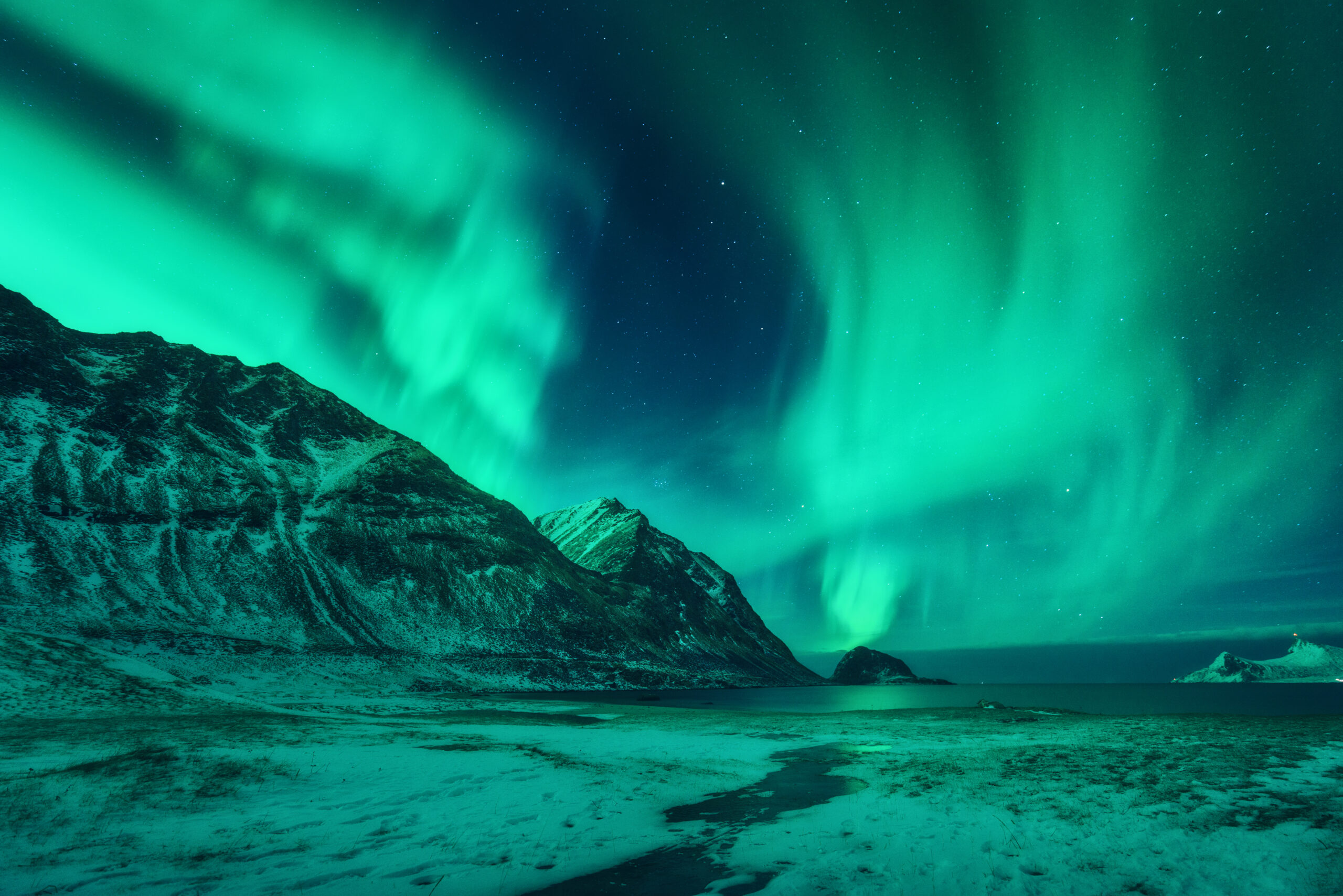 Winter landscape with northen lights in Norway